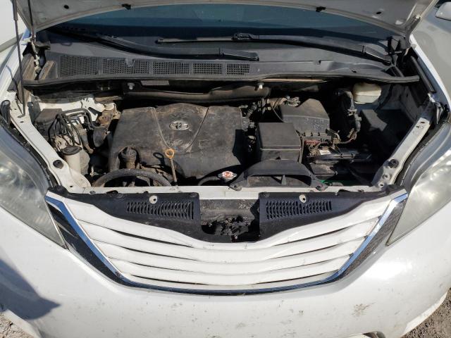 Photo 12 from auction – 2017 TOYOTA SIENNA LE with VIN 5TDJZ3DC0HS171758