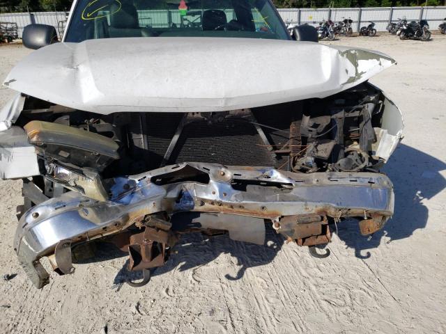 Photo 9 from auction – 2003 CHEVROLET SILVERADO with VIN 1GCEC14XX3Z108880