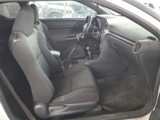 Photo 5 from auction – 2011 TOYOTA SCION TC with VIN JTKJF5C7XB3001174
