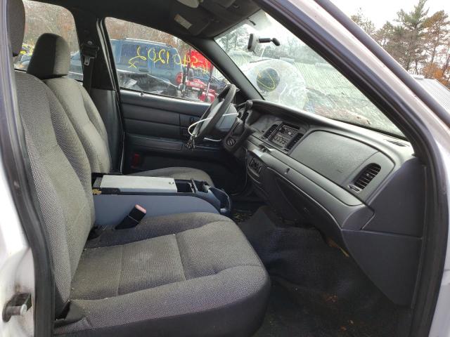 Photo 5 from auction – 2006 FORD CROWN VICT with VIN 2FAFP71W16X118706