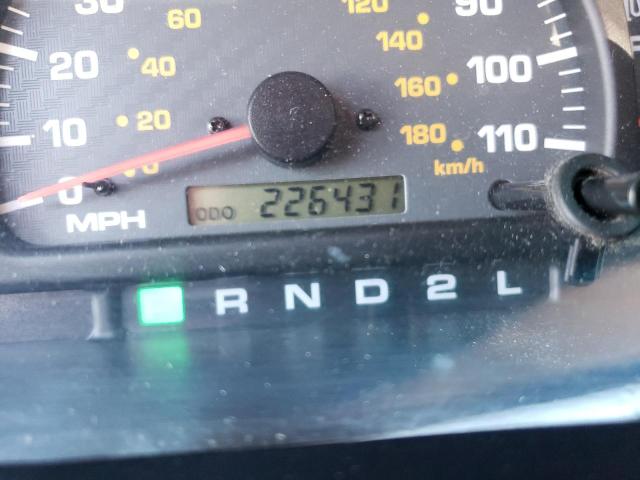 Photo 8 from auction – 2001 TOYOTA 4RUNNER SR with VIN JT3GN86RX10186284