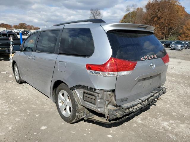 Photo 9 from auction – 2012 TOYOTA SIENNA LE with VIN 5TDKK3DC1CS244539