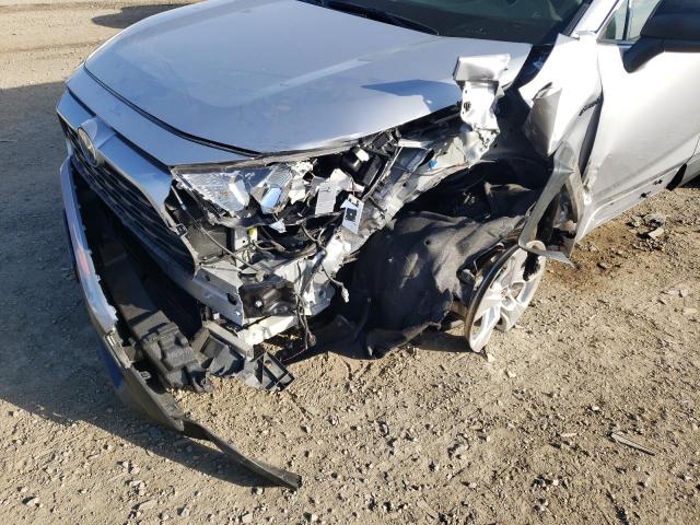 Zdjęcie 9 z aukcji – 2020 TOYOTA RAV4 LE z VIN JTMLWRFV4LD069399