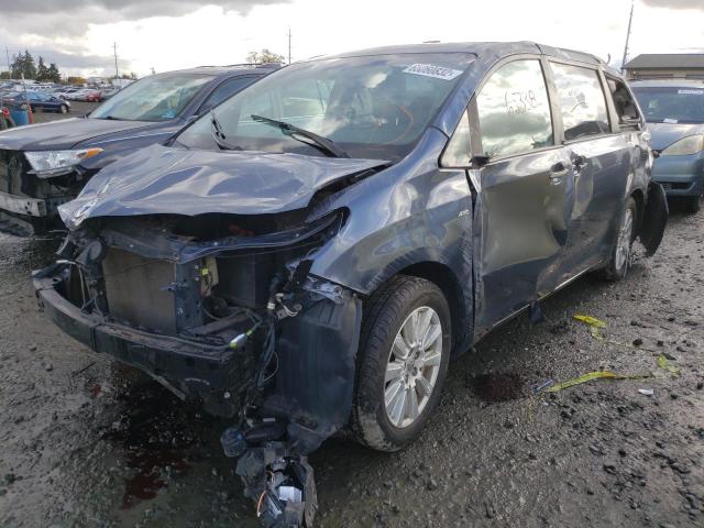 Photo 2 from auction – 2017 TOYOTA SIENNA XLE with VIN 5TDDZ3DC7HS158874