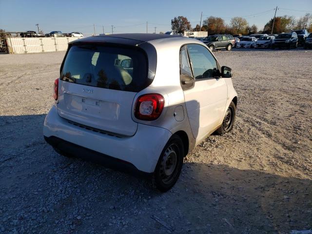 Photo 4 from auction – 2016 SMART FORTWO with VIN WMEFJ5DA5GK141833