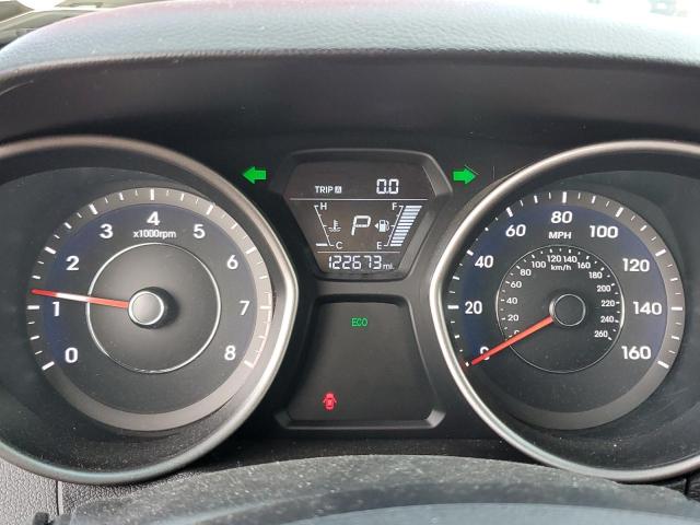 Photo 9 from auction – 2016 HYUNDAI ELANTRA SE with VIN 5NPDH4AE2GH688592