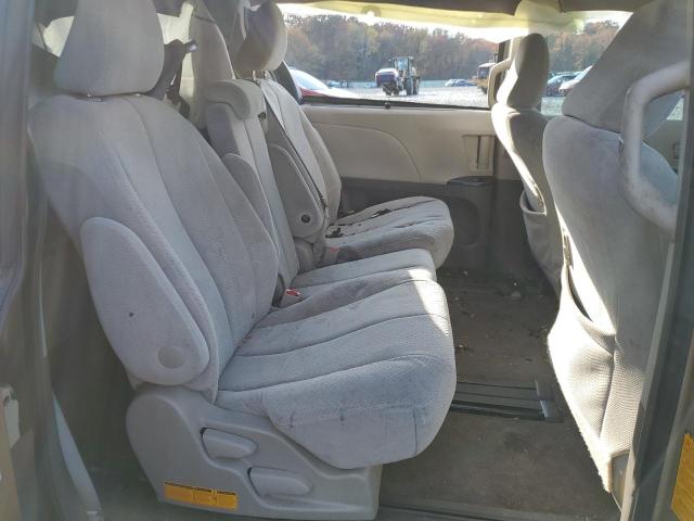 Photo 6 from auction – 2011 TOYOTA SIENNA LE with VIN 5TDKK3DC6BS114979