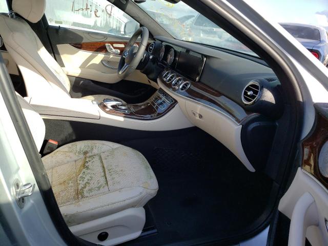 Photo 5 from auction – 2019 MERCEDES-BENZ E 300 with VIN WDDZF4JB2KA570758