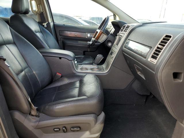 Photo 5 from auction – 2007 LINCOLN MKX with VIN 2LMDU88C57BJ26334