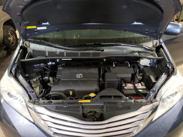Photo 7 from auction – 2015 TOYOTA SIENNA XLE with VIN 5TDDK3DC4FS127261