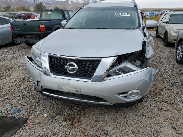 Photo 9 from auction – 2016 NISSAN PATHFINDER with VIN 5N1AR2MM5GC638607