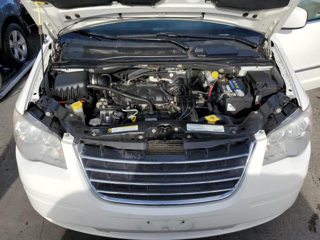 Photo 7 from auction – 2010 CHRYSLER TOWN & COU with VIN 2A4RR5D15AR461340