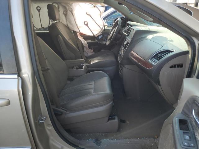 Photo 5 from auction – 2014 CHRYSLER TOWN & COU with VIN 2C4RC1BG9ER340100