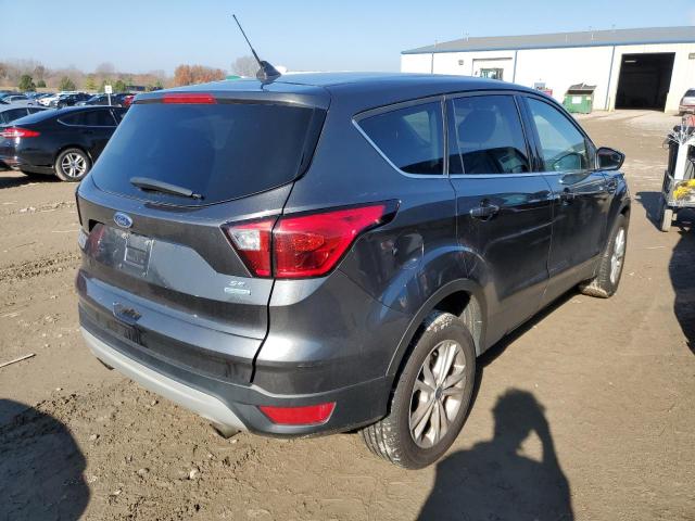 Photo 4 from auction – 2019 FORD ESCAPE SE with VIN 1FMCU0GDXKUC01647