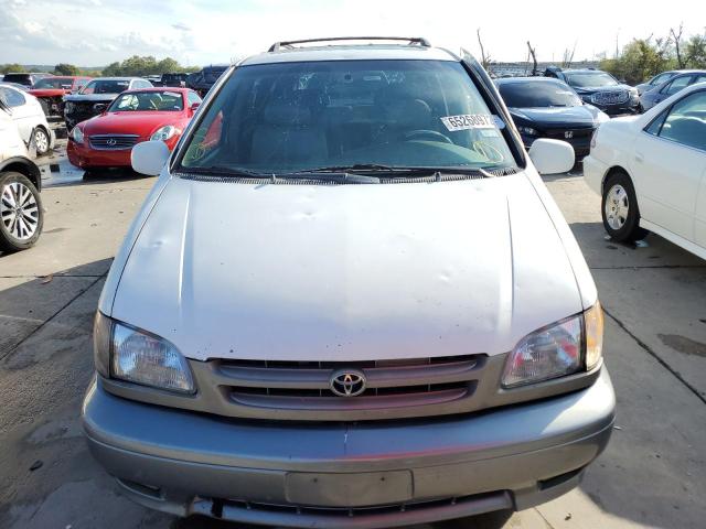 Photo 5 from auction – 2002 TOYOTA SIENNA with VIN 4T3ZF13C22U476220