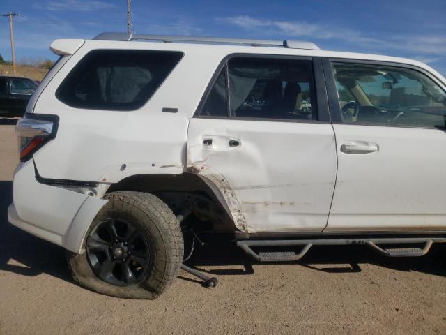 Photo 9 from auction – 2015 TOYOTA 4RUNNER SR with VIN JTEBU5JR0F5238056
