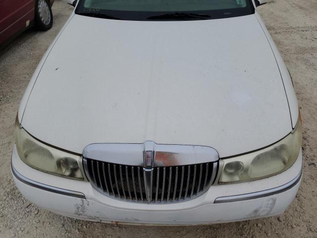 Photo 7 from auction – 2001 LINCOLN TOWN CAR E with VIN 1LNHM81W91Y706911
