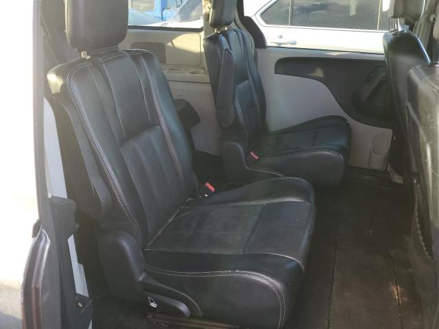 Photo 6 from auction – 2012 CHRYSLER TOWN & COU with VIN 2C4RC1BG7CR286714