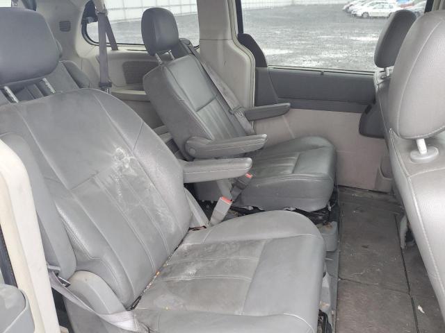 Photo 6 from auction – 2008 CHRYSLER TOWN & COU with VIN 2A8HR54P98R656544