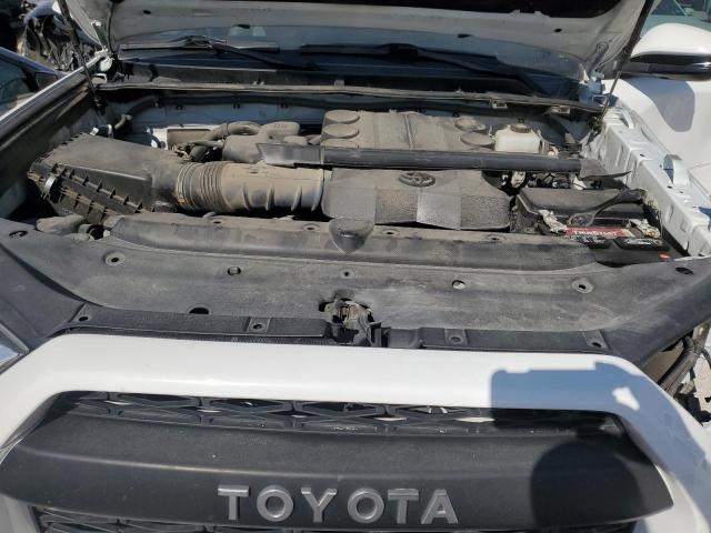 Photo 7 from auction – 2018 TOYOTA 4RUNNER SR with VIN JTEBU5JR7J5584856
