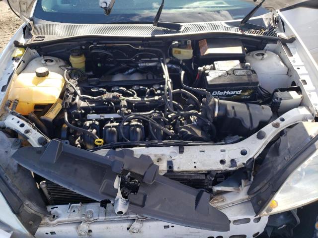 Photo 7 from auction – 2005 FORD FOCUS ZX5 with VIN 3FAFP37N25R104382