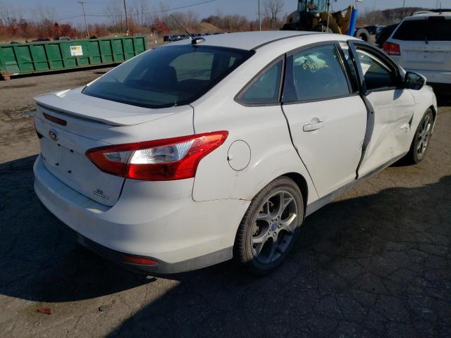 Photo 4 from auction – 2014 FORD FOCUS SE with VIN 1FADP3F23EL330024