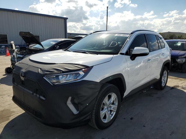 Photo 2 from auction – 2021 TOYOTA RAV4 XLE with VIN 2T3W1RFV1MC106488