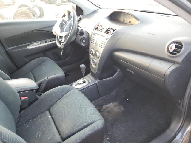 Photo 5 from auction – 2010 TOYOTA YARIS with VIN JTDBT4K34A1352492