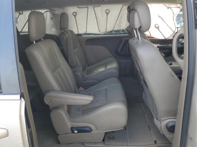 Photo 6 from auction – 2014 CHRYSLER TOWN & COU with VIN 2C4RC1BG9ER340100