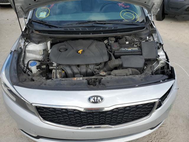 Photo 7 from auction – 2017 KIA FORTE EX with VIN 3KPFL4A82HE093216