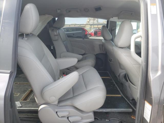 Photo 6 from auction – 2015 TOYOTA SIENNA LE with VIN 5TDKK3DCXFS566388