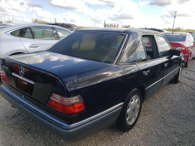 Photo 4 from auction – 1995 MERCEDES-BENZ E 320 BASE with VIN WDBEA32E6SC211734