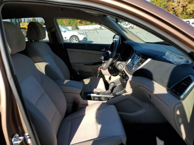 Photo 5 from auction – 2017 HYUNDAI TUCSON LIM with VIN KM8J3CA48HU498821