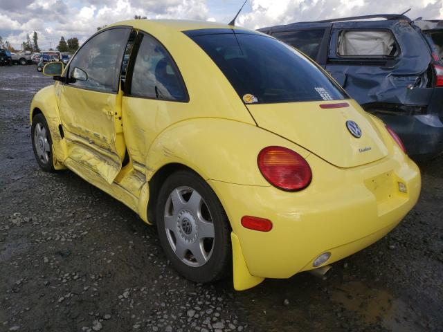 Photo 3 from auction – 2000 VOLKSWAGEN NEW BEETLE with VIN 3VWDD21C1YM487919