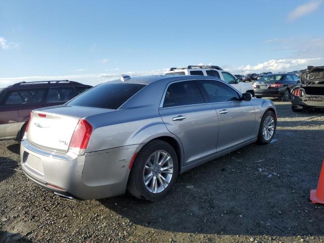 Photo 4 from auction – 2017 CHRYSLER 300C with VIN 2C3CCAEG5HH552038
