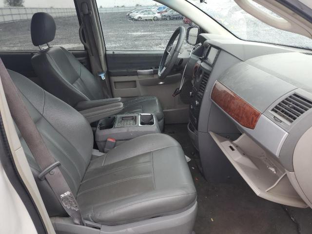 Photo 5 from auction – 2008 CHRYSLER TOWN & COU with VIN 2A8HR54P98R656544