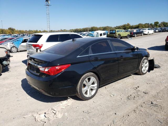 Photo 4 from auction – 2013 HYUNDAI SONATA GLS with VIN 5NPEB4AC4DH708566
