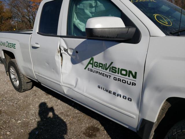 Photo 9 from auction – 2017 CHEVROLET SILVERADO with VIN 1GCVKREC6HZ393856