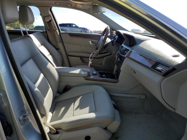 Photo 5 from auction – 2010 MERCEDES-BENZ E 350 with VIN WDDHF5GB8AA036803
