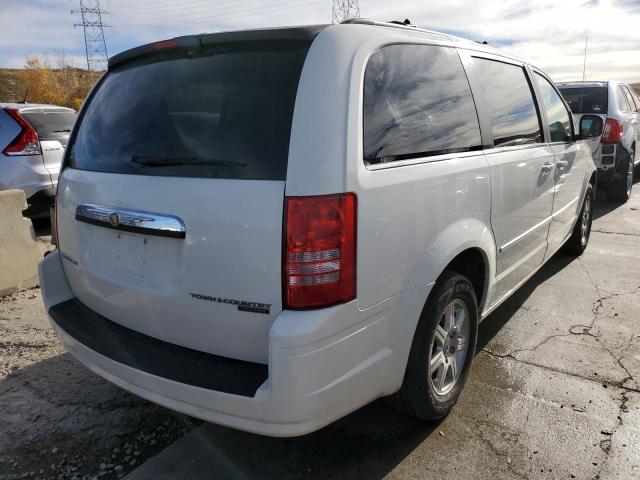 Photo 4 from auction – 2010 CHRYSLER TOWN & COU with VIN 2A4RR5D15AR461340
