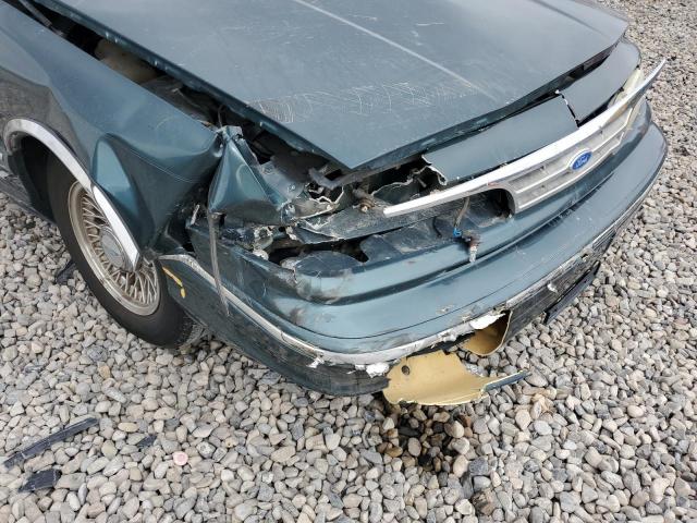 Photo 9 from auction – 1995 FORD CROWN VICT with VIN 2FALP74W6SX179221