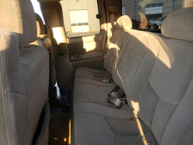 Photo 10 from auction – 2004 CHEVROLET SILVERADO with VIN 1GCEC19X54Z317650