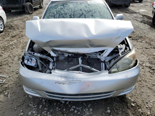 Photo 9 from auction – 2004 TOYOTA CAMRY LE with VIN 4T1BE32K54U896803