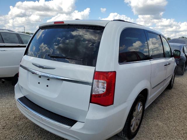 Photo 4 from auction – 2014 CHRYSLER TOWN & COU with VIN 2C4RC1BG4ER421621