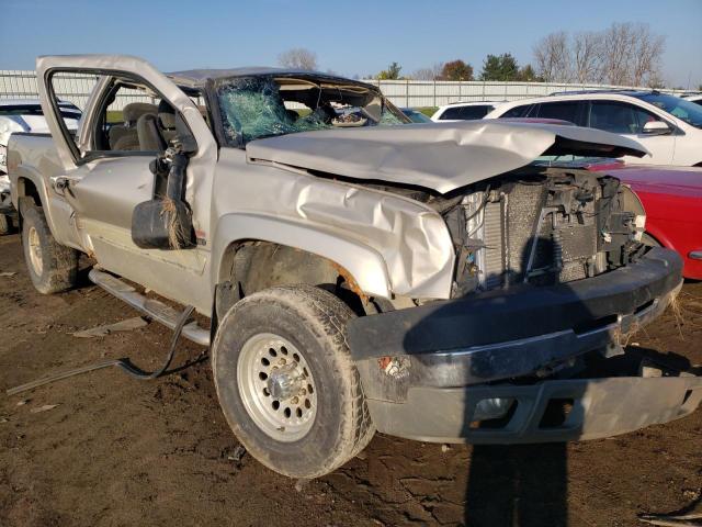 CHEVROLET SILVERADO 2004 with VIN 1GCHK29214E385770 - Photo from auction