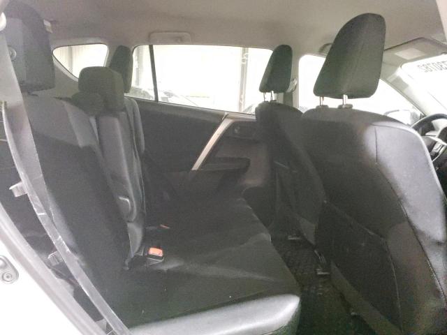 Photo 6 from auction – 2015 TOYOTA RAV4 LE with VIN 2T3BFREV5FW242299