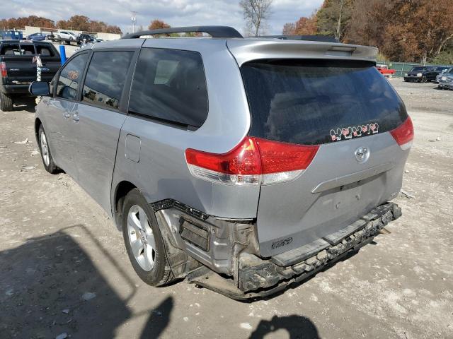 Photo 3 from auction – 2012 TOYOTA SIENNA LE with VIN 5TDKK3DC1CS244539