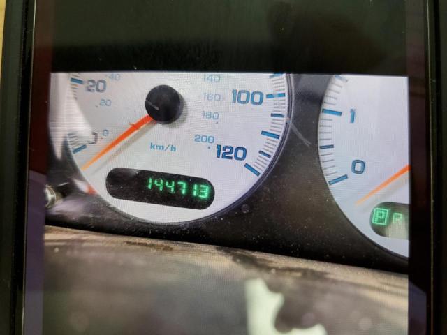 Photo 8 from auction – 2002 CHRYSLER VOYAGER with VIN 1C4GJ25302B527571