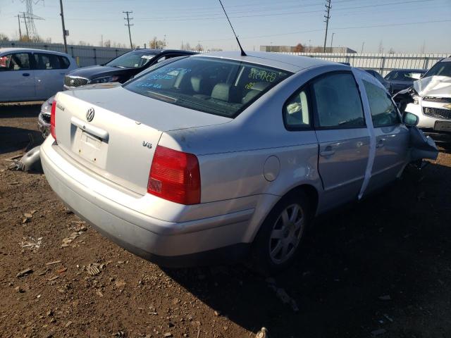 Photo 4 from auction – 1999 VOLKSWAGEN PASSAT GLX with VIN WVWPD63B3XE468773