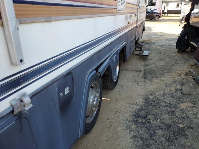 Photo 9 from auction – 1990 HOLI MOTORHOME with VIN 1GBKP37N7L3304652